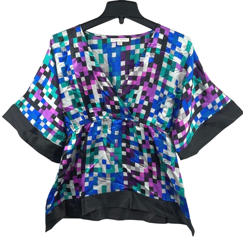 Urban Studio Womens M Geometric Satin Blouse Kimono Sleeve Empire Waist Colorful